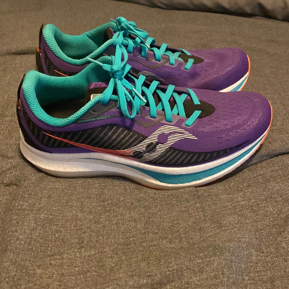 Womens Saucony endorphin speed 2 running shoes